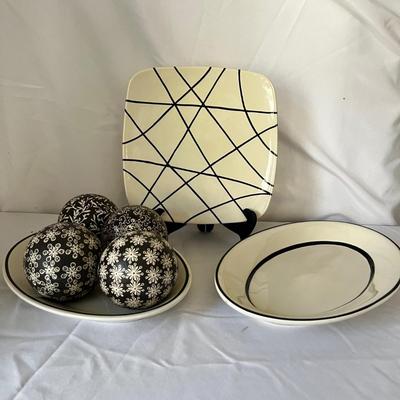M. Bagwell Ceramic Platter & More (LR-RG)