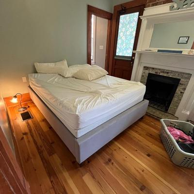 Upholstered Queen Bed