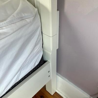 Sale Photo Thumbnail #139: Cottage king bed by Kaiser 1; Seally mattress; headboard 65.5" x 83"; foot 32.5" x 83"; some peeling on footboard edge; general wear; available as frame only