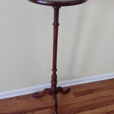 Mahogany Finish Fern Stand