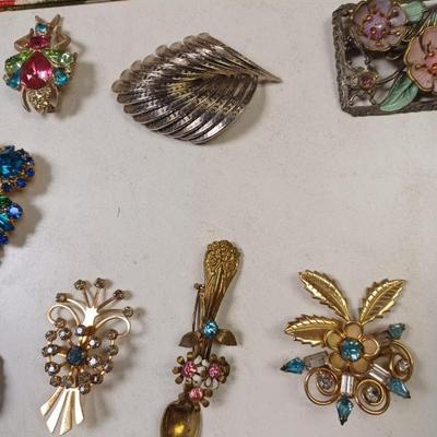 Sale Photo Thumbnail #4