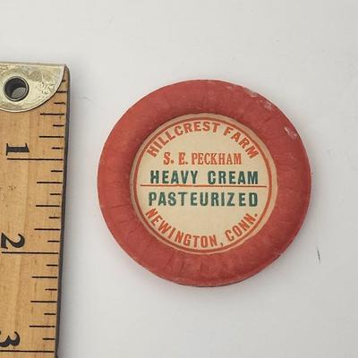 Hillcrest Farm S E Peckham Heavy Cream Pasteurized Newington Connecticut Vintage Milk Bottle Cap