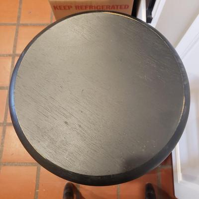 Pair of Swivel Top Stools (K-KD)