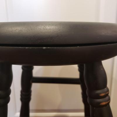 Pair of Swivel Top Stools (K-KD)