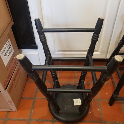 Pair of Swivel Top Stools (K-KD)