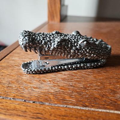 Office & Organizational Supplies (B2-SF)