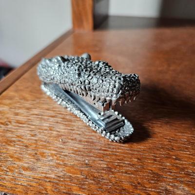 Office & Organizational Supplies (B2-SF)