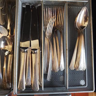 Community Plate Deauville Design Silverware Set with Organizer (KN-KD)
