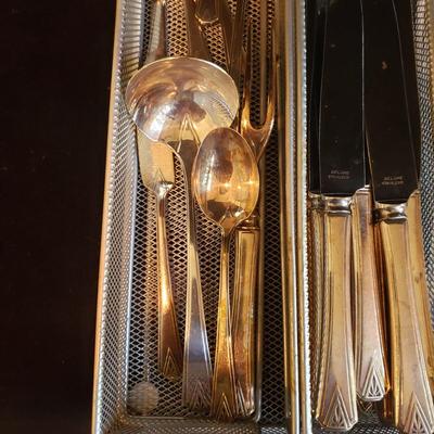 Community Plate Deauville Design Silverware Set with Organizer (KN-KD)