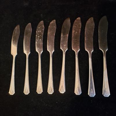 Community Plate Deauville Design Silverware Set with Organizer (KN-KD)