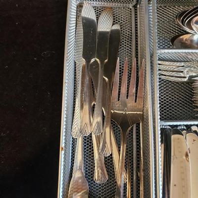 Community Plate Deauville Design Silverware Set with Organizer (KN-KD)