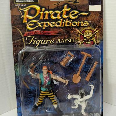 Vintage Pirate Expeditions High Sea Menace Figure Playset w Accessories MOC
