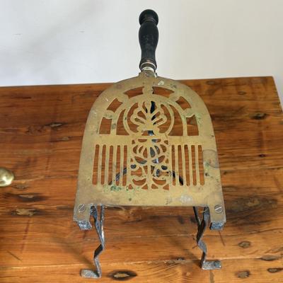 Brass & Cast-Iron Fireplace Footmen (B2-SF)