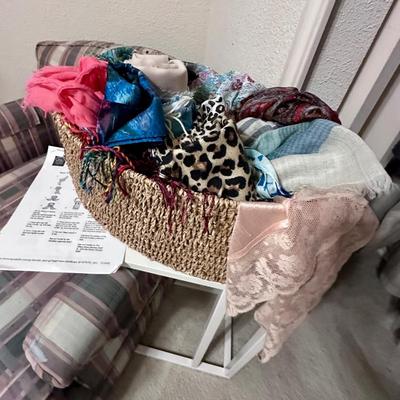 Sale Photo Thumbnail #106