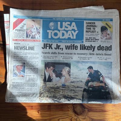 Kennedy Family Memorabilia (B2-SF)