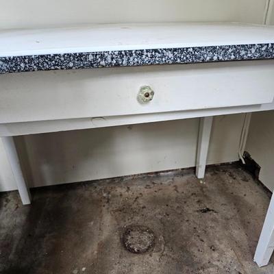 White Enamel Top Wooden Table (BW-JS)