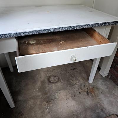 White Enamel Top Wooden Table (BW-JS)