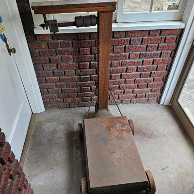 Vintage Howe Industrial Platform Scale (BW-JS)