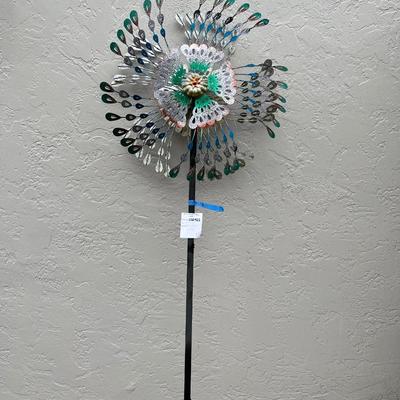Garden Wind Spinner Peacock Tail