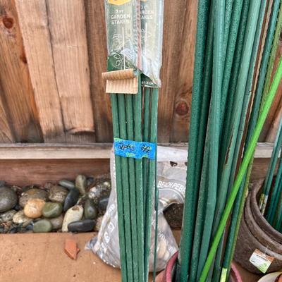 Garden Pots, Decor and Vases