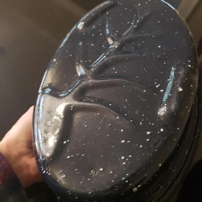 Three Enameled Roasting Pans, Wilton Armetale Platter & More (K-KD)