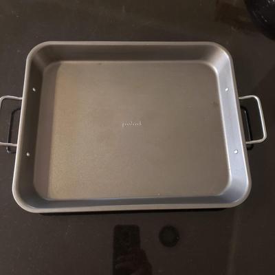 Three Enameled Roasting Pans, Wilton Armetale Platter & More (K-KD)