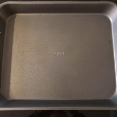 Three Enameled Roasting Pans, Wilton Armetale Platter & More (K-KD)