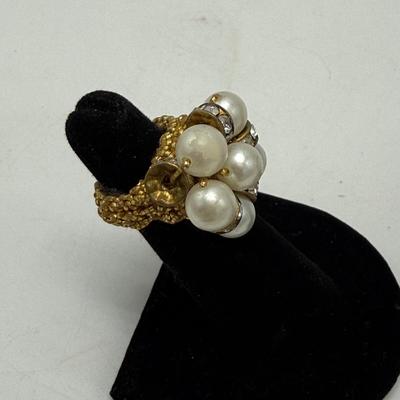 Vintage Clip-On Earrings and Brooches (ST-SS)