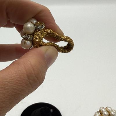 Vintage Clip-On Earrings and Brooches (ST-SS)