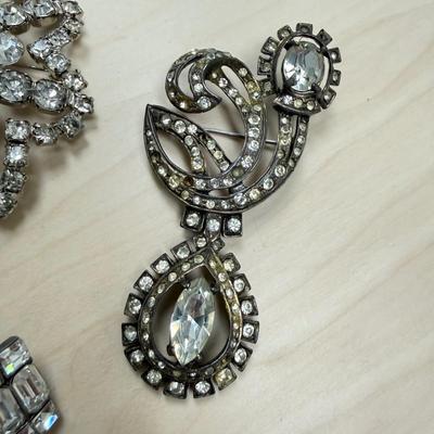 Vintage Clip-On Earrings and Brooches (ST-SS)