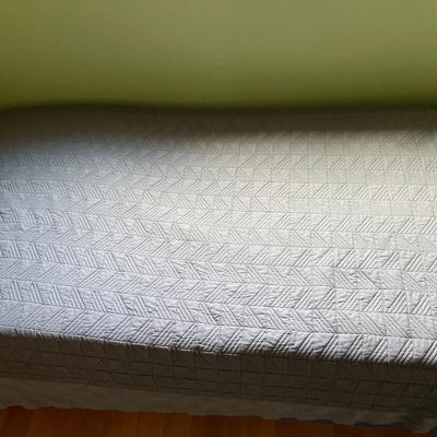 Mancini’s Sleepworld Adjustable Twin Bed and Tempurpedic Twin Mattress