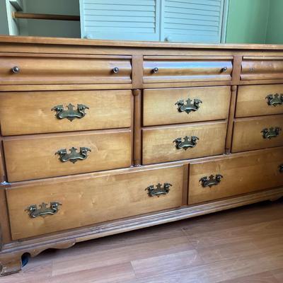 ANTIQUE AMERICAN EMPIRE Walnut CHEST 12 DRAWERS DRESSER