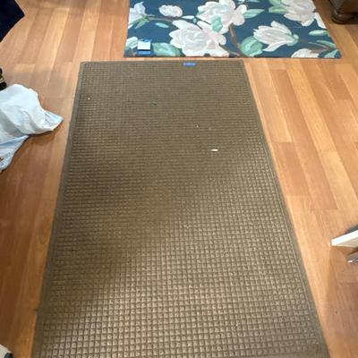 2 rugs