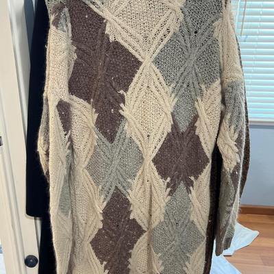 Women’s Jackets, Coats and Sweaters