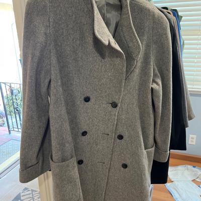 Women’s Jackets, Coats and Sweaters
