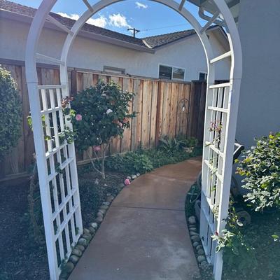 Eight foot arch plastic