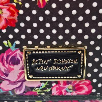 Sale Photo Thumbnail #122