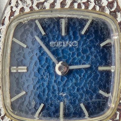 LOT 21J: Ladies' Watches for Parts or Repair