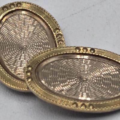 LOT 24J: Single 10k White Gold Cufflink / 2.46 grams