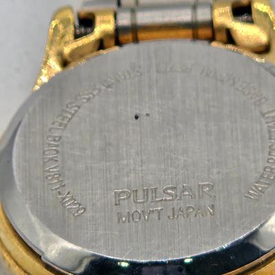 LOT 28J: Collection of Watches