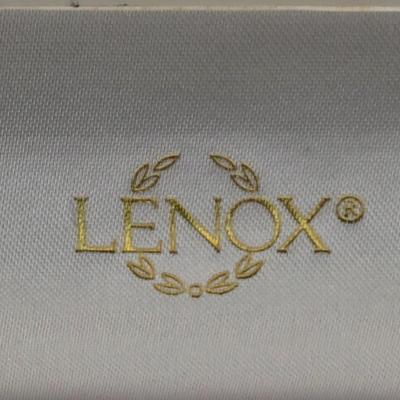 LOT 33J: Vintage Elgin Bradley Quartz Statue of Liberty Watch, Lenox Crystal Heart Watch, and Waltham Prestige Quartz Watch All in...