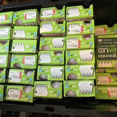 LOT 76: Tote Full of Light Bulbs NIB - tote included