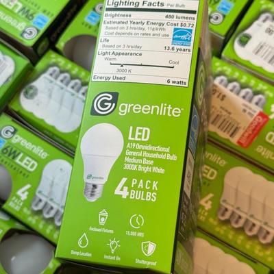 LOT 76: Tote Full of Light Bulbs NIB - tote included