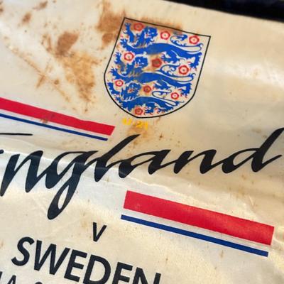 LOT 83: Vintage & Modern Sports Memorabilia: NHL Philadelphia Flyers, New York Yankees, NFL Football Games, England v Sweden Banner...