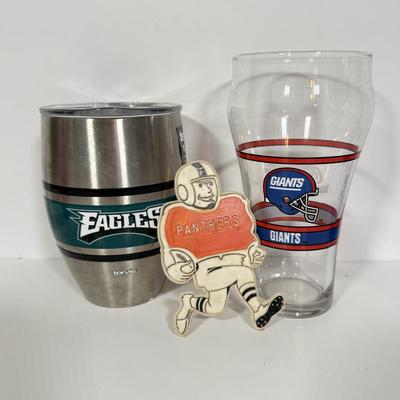 LOT 83: Vintage & Modern Sports Memorabilia: NHL Philadelphia Flyers, New York Yankees, NFL Football Games, England v Sweden Banner...