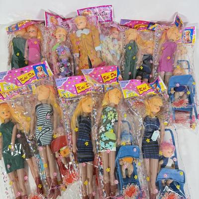 LOT 87: Kai Da Chinese Barbie Clone Dolls NIP