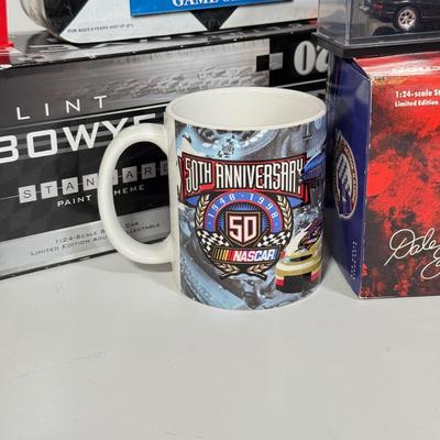 LOT 89: NASCAR / Racing Daytona 500 & More Programs, NASCAR Collectors Edition Checkers/Tic Tac Toe NIP, Clint Bowyer Model &...