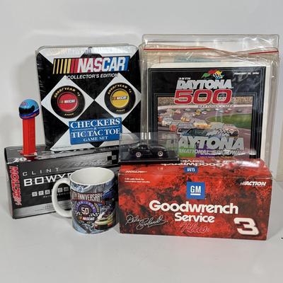 LOT 89: NASCAR / Racing Daytona 500 & More Programs, NASCAR Collectors Edition Checkers/Tic Tac Toe NIP, Clint Bowyer Model &...