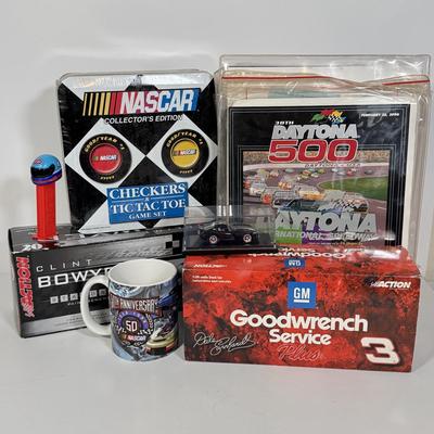 LOT 89: NASCAR / Racing Daytona 500 & More Programs, NASCAR Collectors Edition Checkers/Tic Tac Toe NIP, Clint Bowyer Model &...