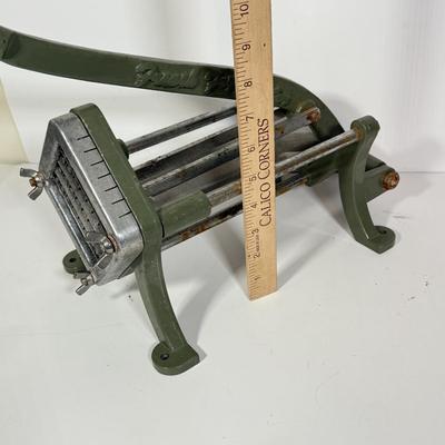LOT 90: Industrial French Fry Cutting Machine